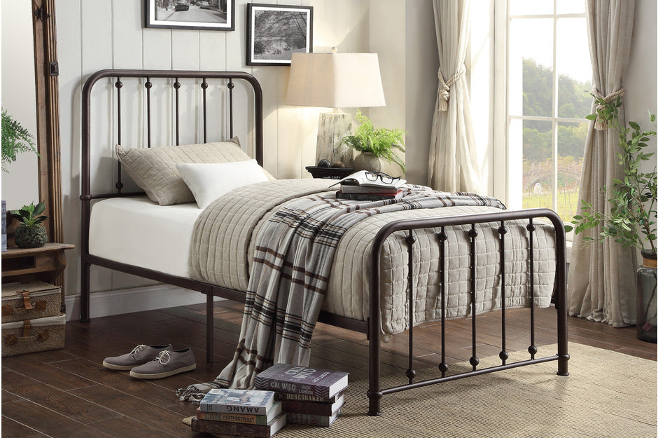 1638 Bedroom-Larkspur Collection