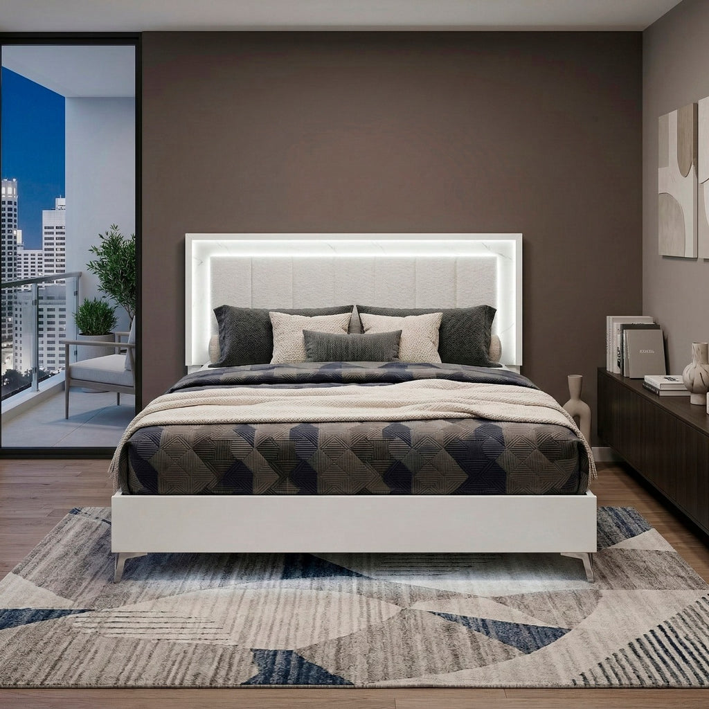 2457K-1EK* Eastern King Bed
