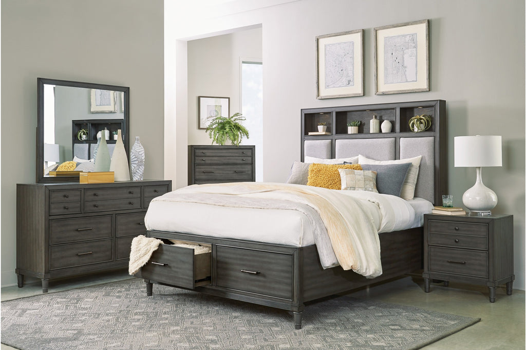 1573 Bedroom-Wittenberry Collection