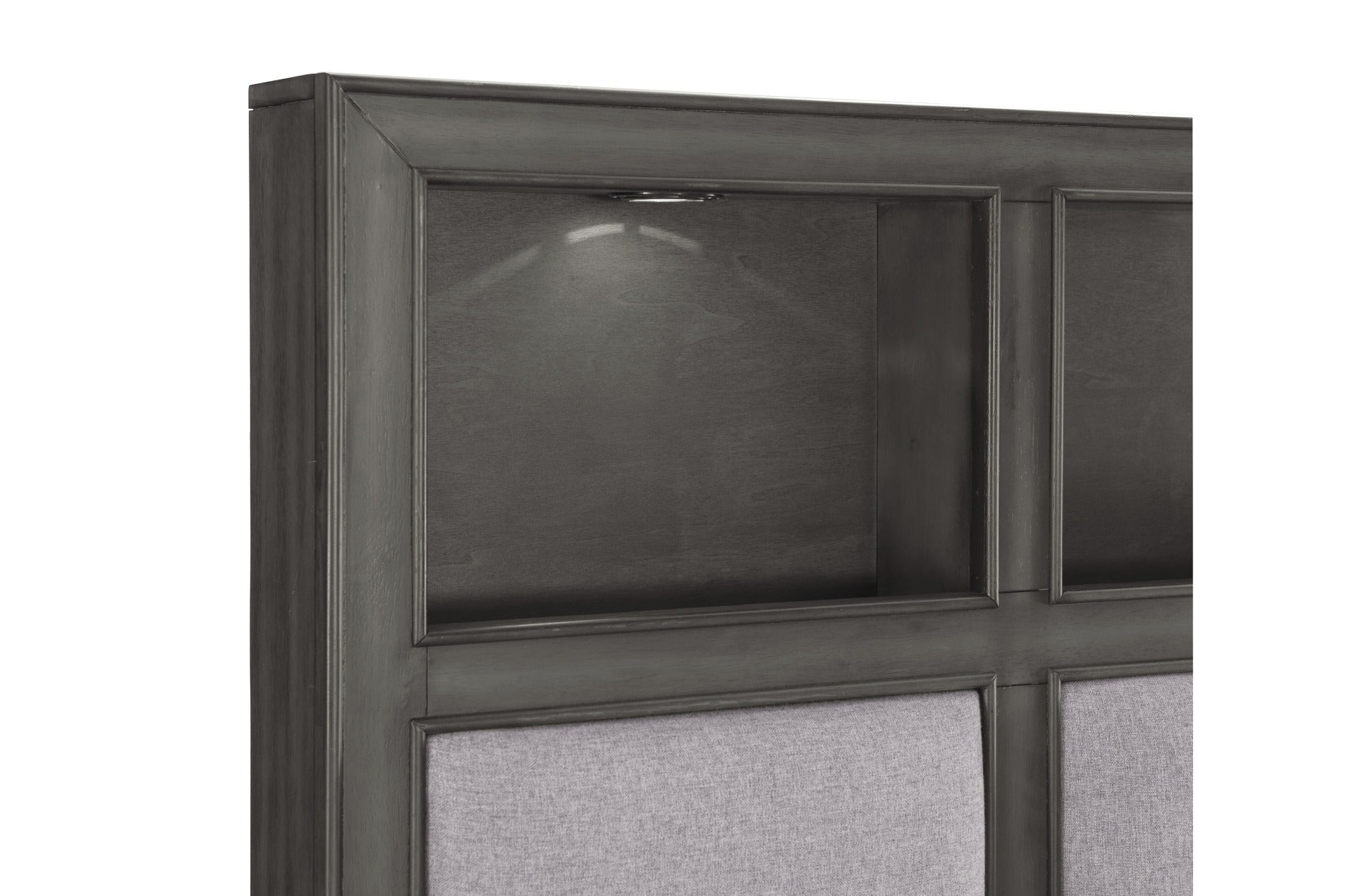 1573 Bedroom-Wittenberry Collection