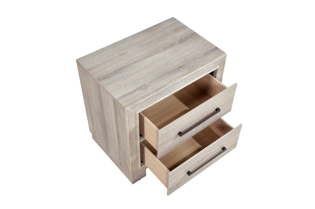 2332 Bedroom-Everett Collection